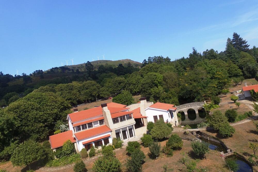 Photo of Outdoor in A Caniza