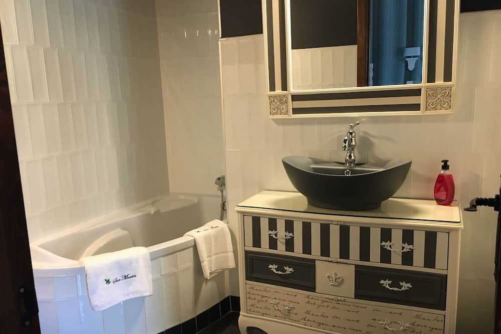 Photo of Bathroom in Fuentiduena