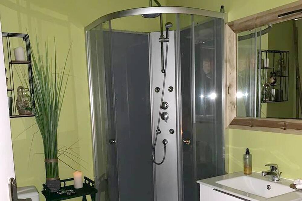 Photo of Bathroom in Cadereau