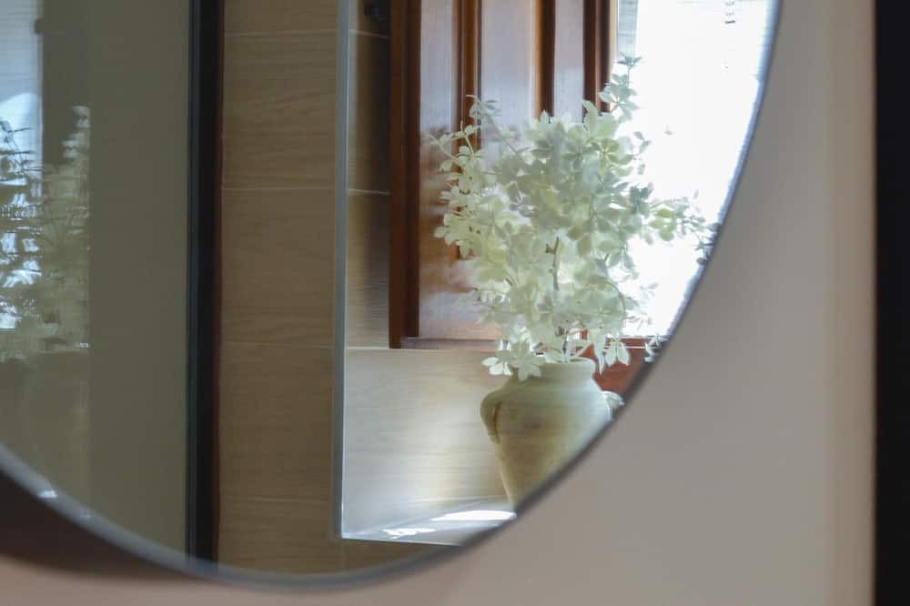 Photo of Bathroom in Maials