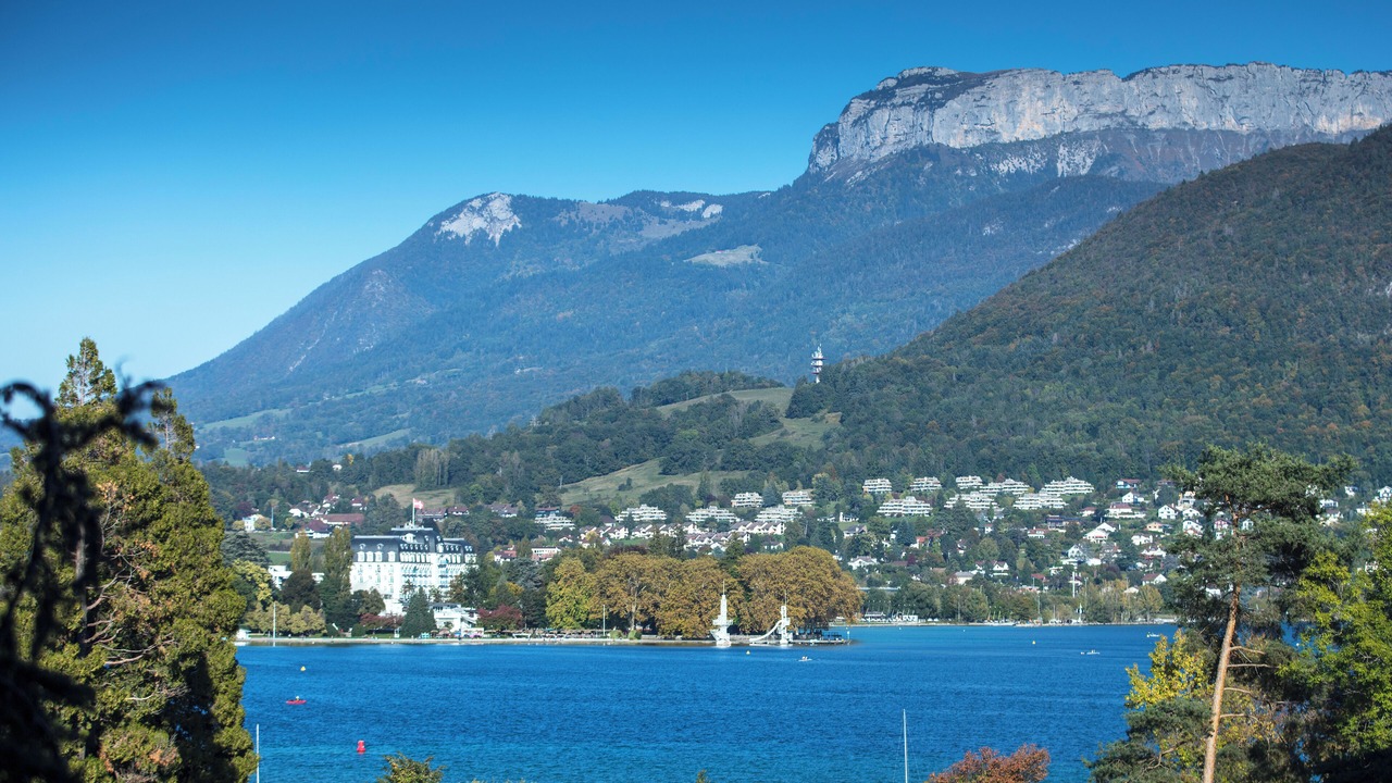 Photo of Others in Annecy