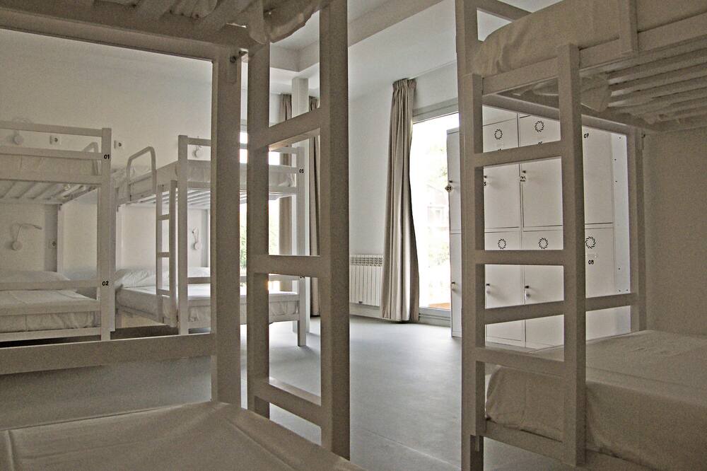 Photo of Bedroom in Arcade