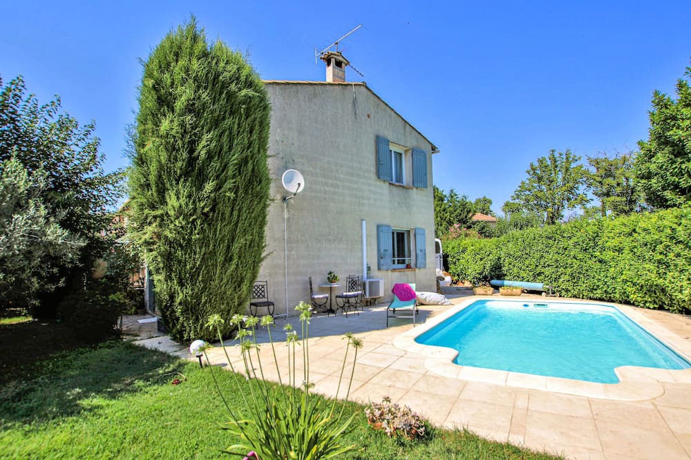 Photo of Outdoor in Montfavet