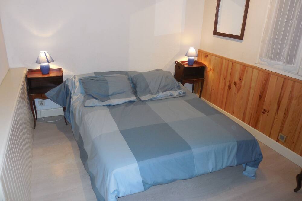 Photo of Bedroom in Terrasson-la-Villedieu