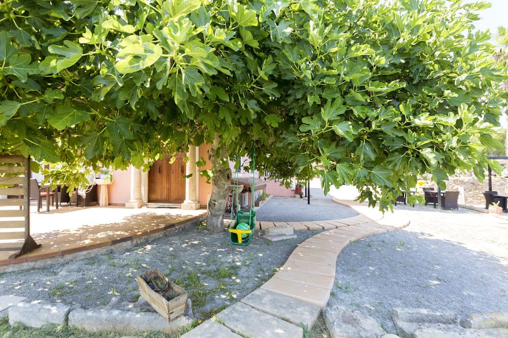 Photo of Outdoor in Urbanitzacio Gotmar