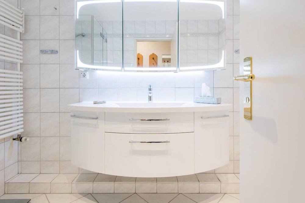 Photo of Bathroom in Westerland