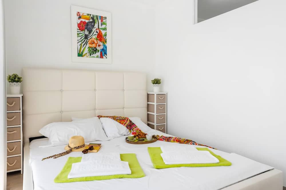 Photo of Bedroom in Chayofa
