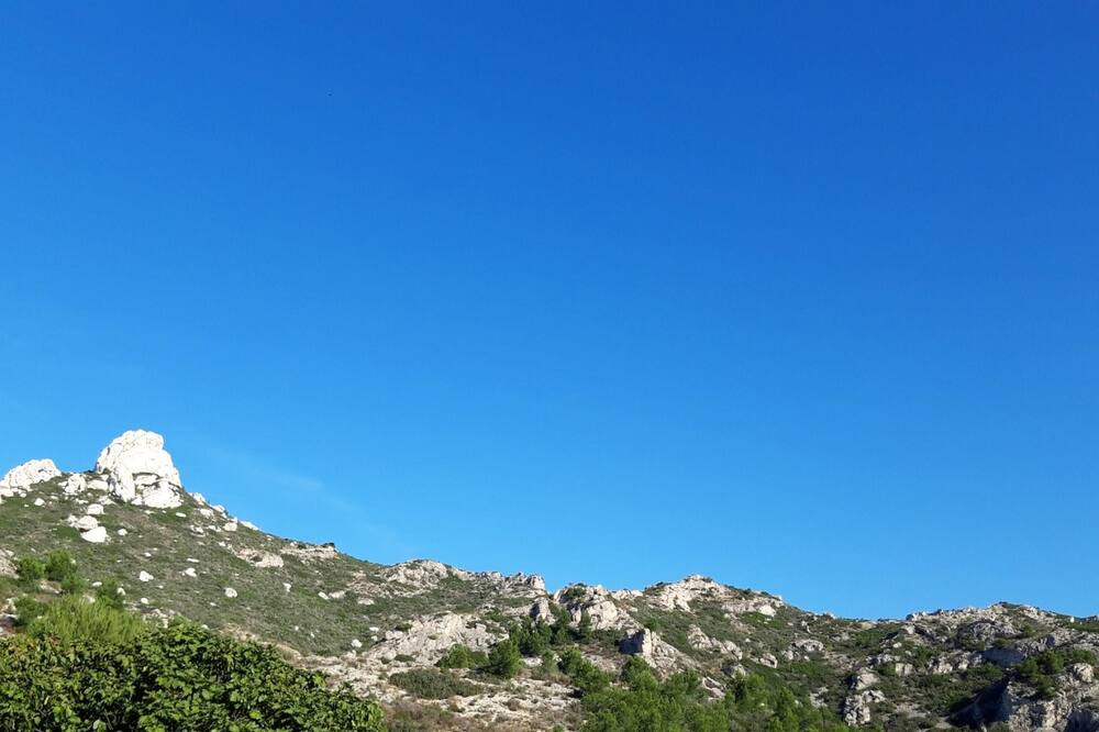 Photo of Others in Niolon
