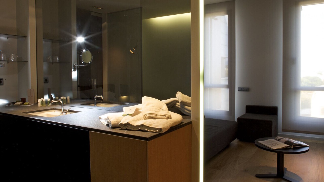 Photo of Bathroom in Almansa