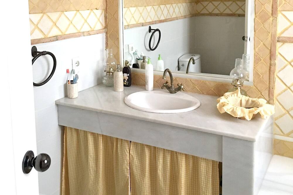 Photo of Bathroom in Marina de Casares