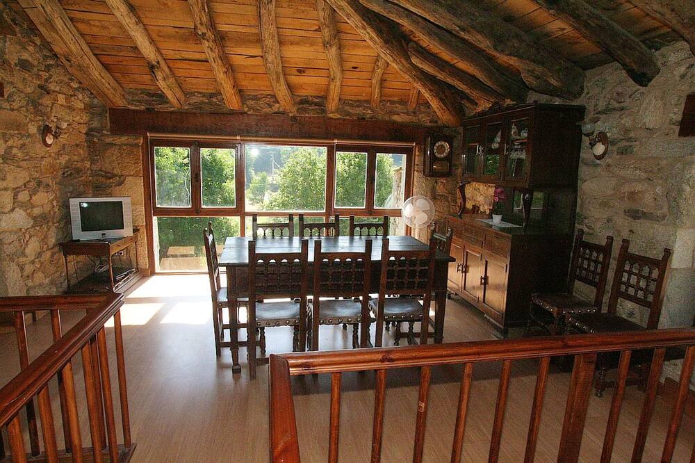 Photo of Livingroom in Paradela