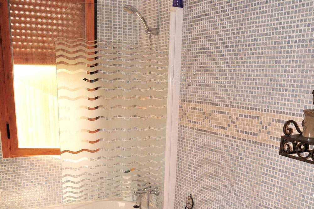 Photo of Bathroom in Humanes
