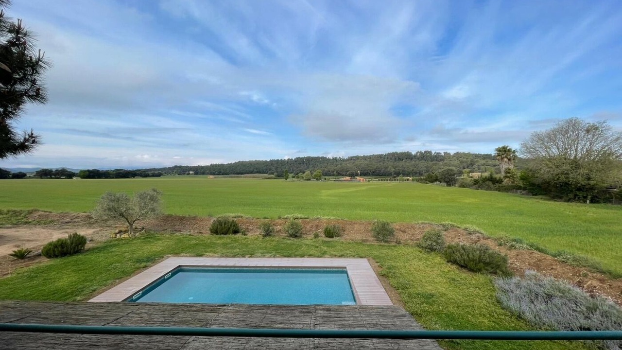 Photo of Outdoor in Peratallada