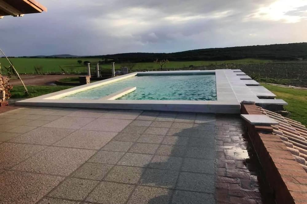 Photo of Outdoor in Fernan Caballero