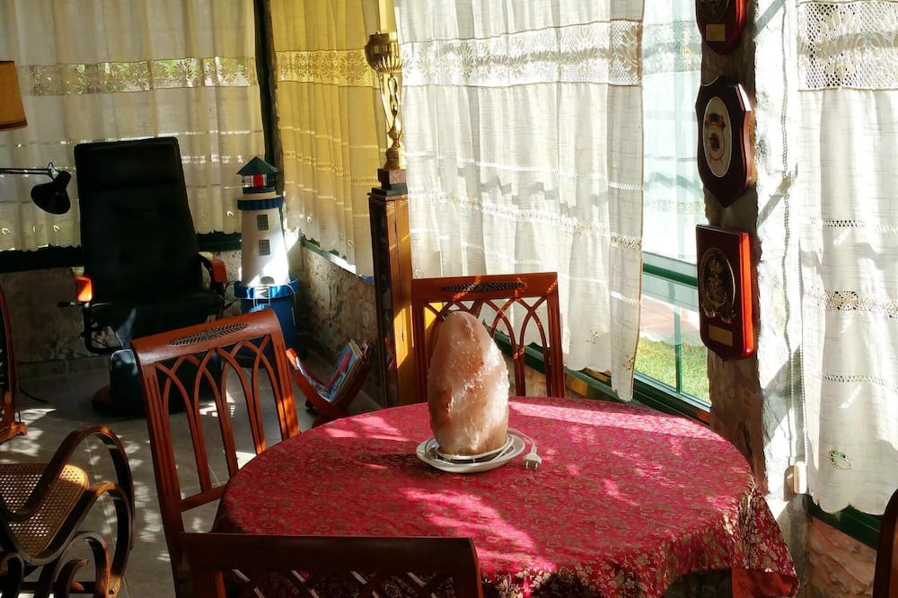 Photo of Livingroom in Tui