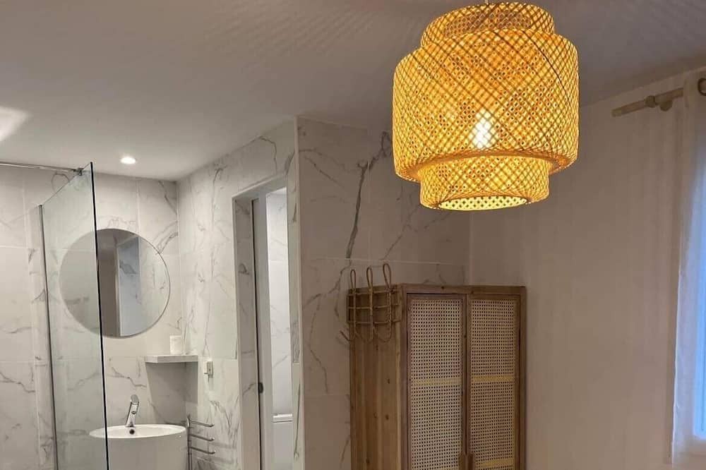 Photo of Bedroom in Port-Saint-Louis-du-Rhone