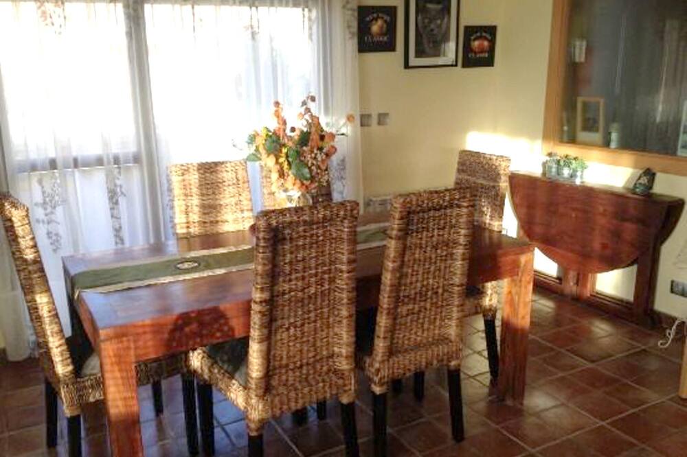 Photo of Livingroom in Quintanilla del Agua y Tordueles
