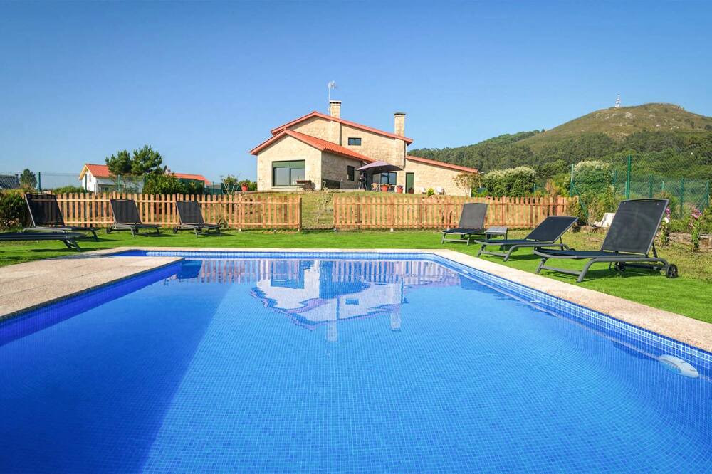 Photo of Outdoor in Serans