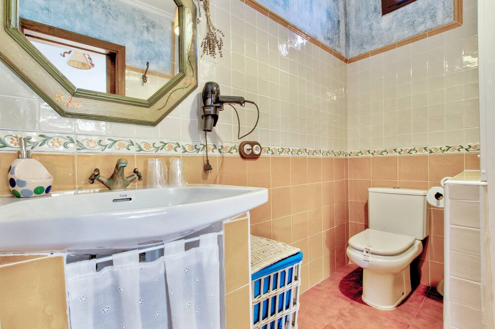 Photo of Bathroom in Ruidera