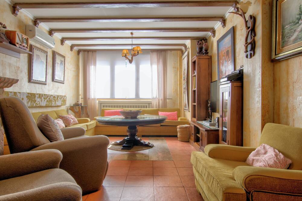 Photo of Livingroom in Ruidera