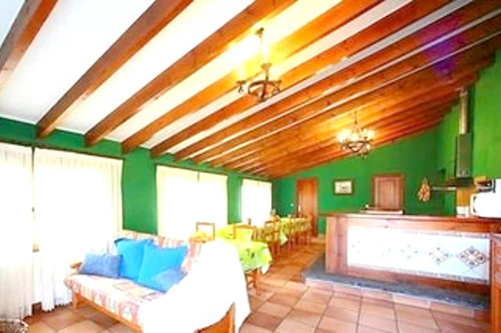 Photo of Livingroom in Gamiz-Fika