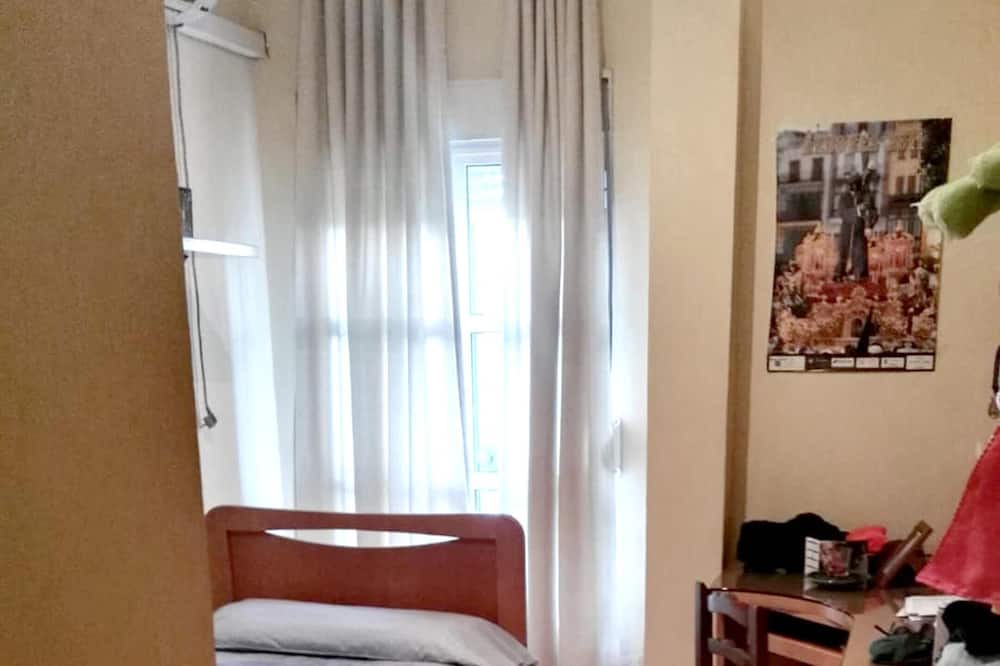 Photo of Others in Este-Alcosa-Torreblanca