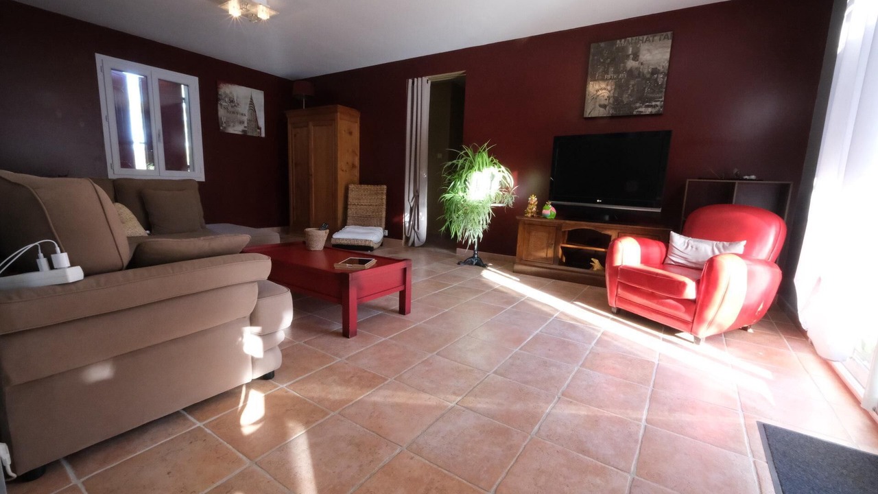 Photo of Livingroom in Saint-Etienne-du-Gres