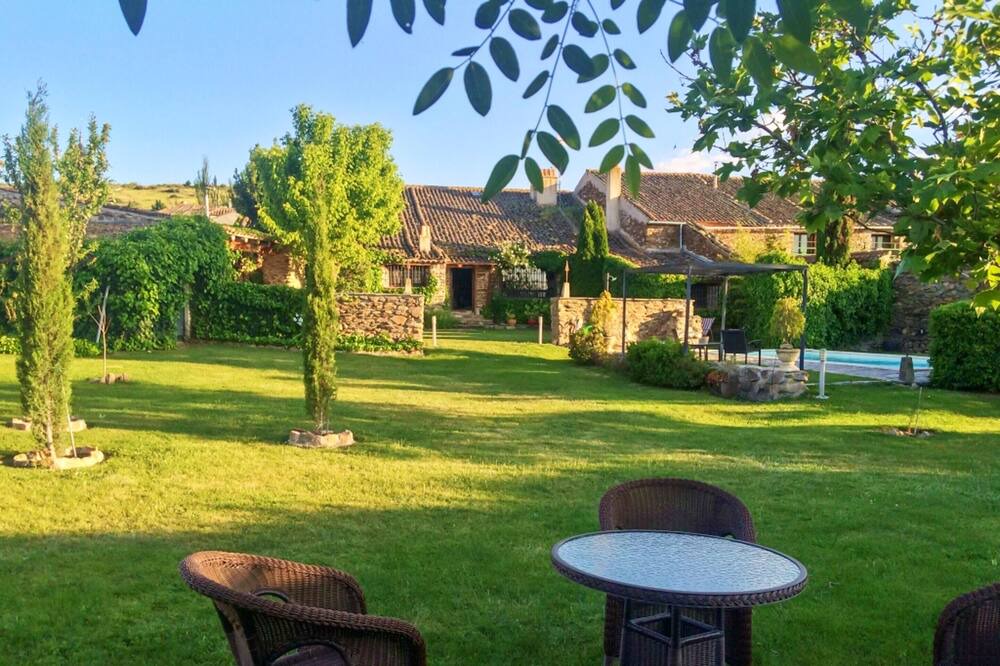 Photo of Outdoor in Domingo Garcia