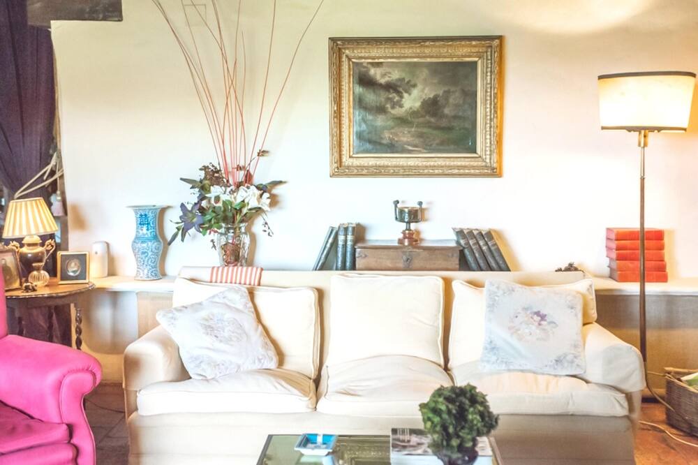 Photo of Livingroom in Domingo Garcia
