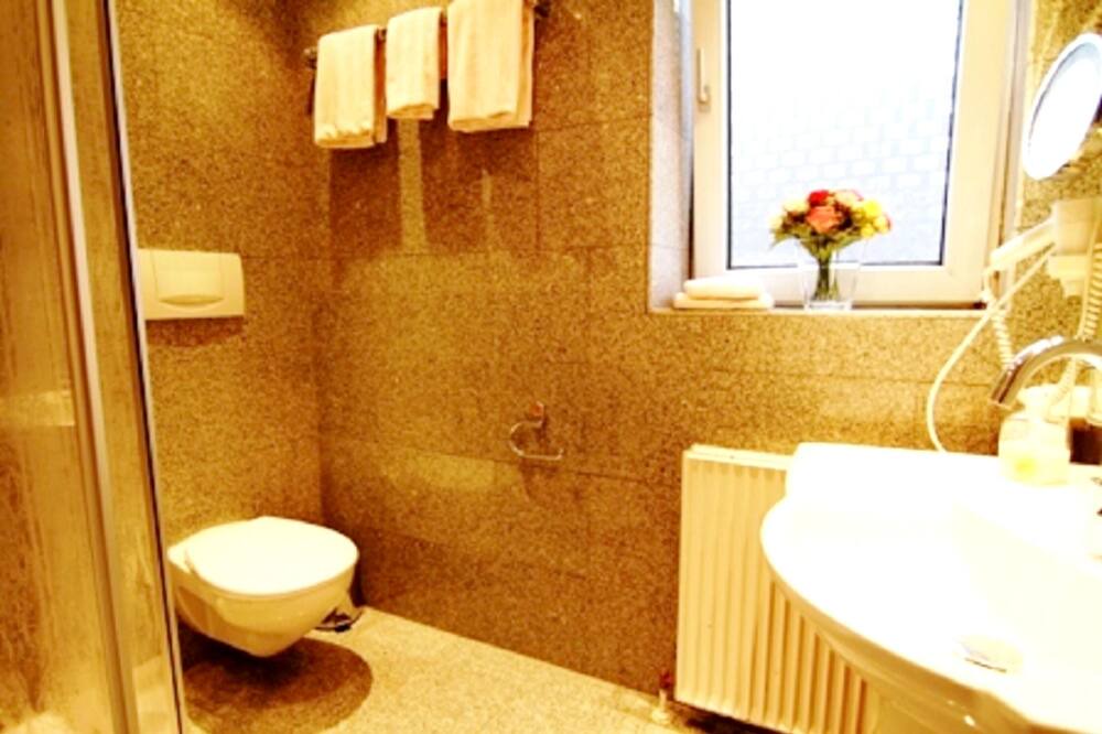 Photo of Bathroom in Tinnum
