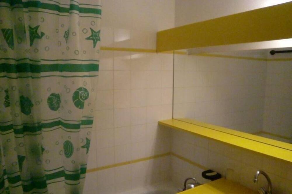 Photo of Bathroom in Jeux