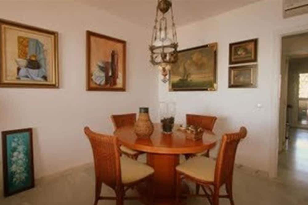 Photo of Kitchen in Sitio de Calahonda