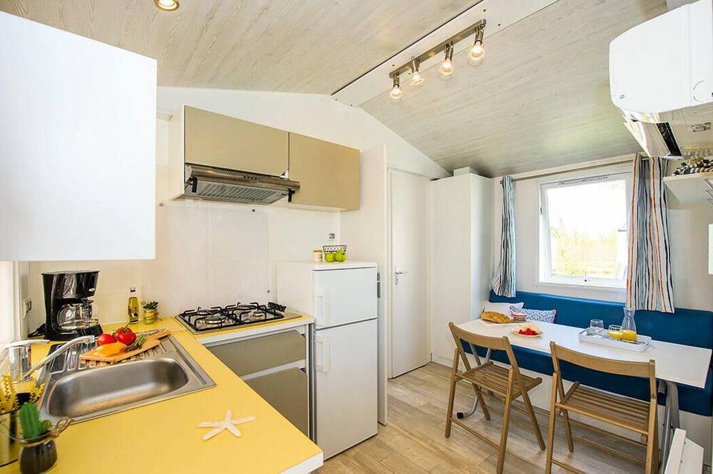 Photo of Kitchen in Albaron