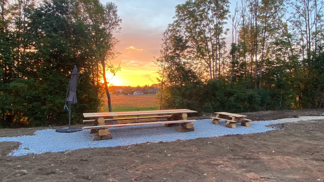 Photo of Outdoor in Loray