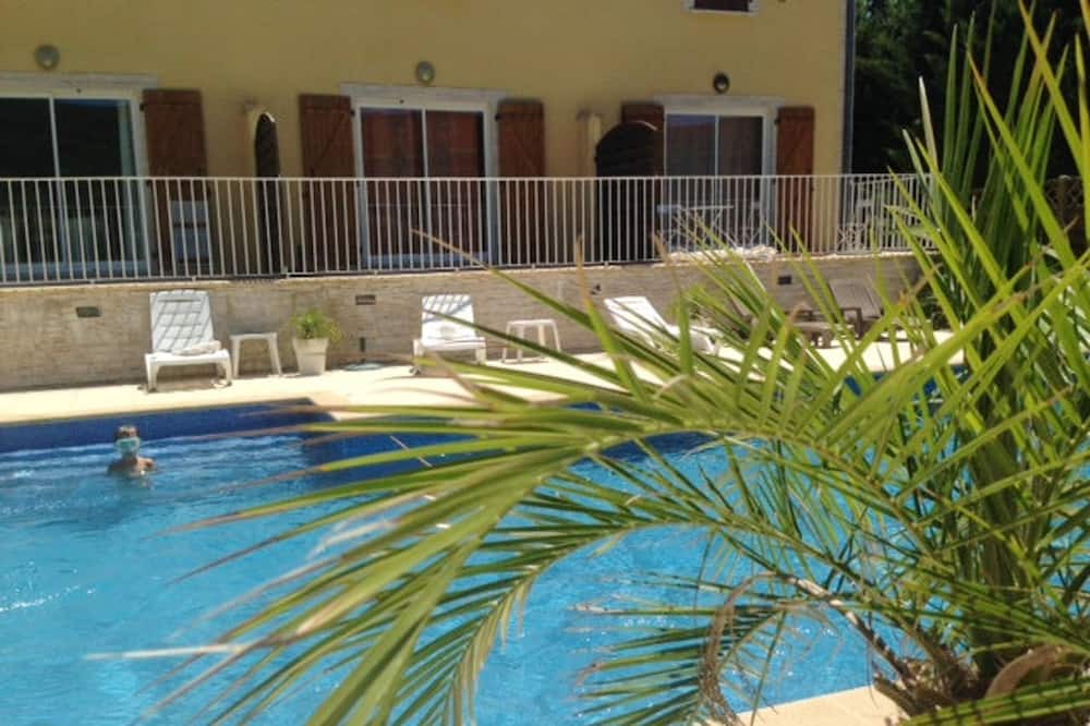 Photo of Outdoor in Lagorce