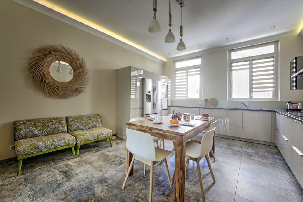 Photo of Kitchen in Couronne Urbaine