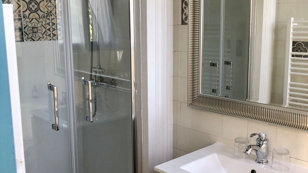 Photo of Bathroom in Mazamet