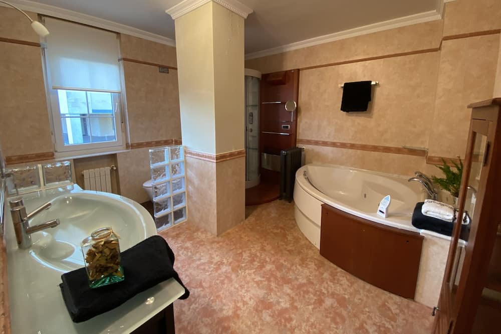 Photo of Bathroom in Santander