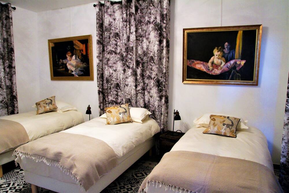 Photo of Bedroom in Costieres