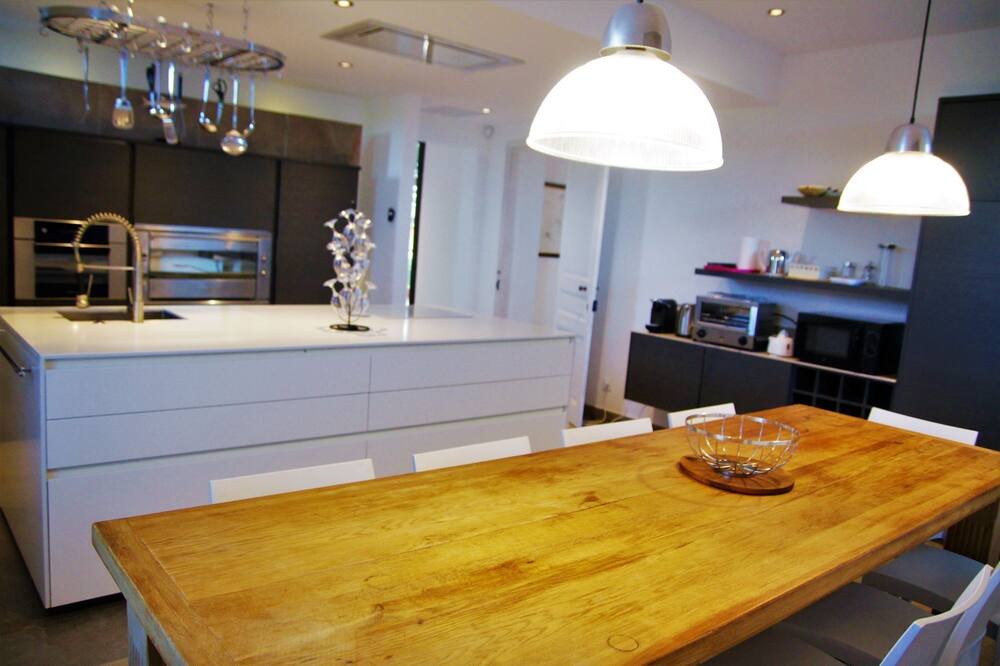 Photo of Kitchen in Costieres