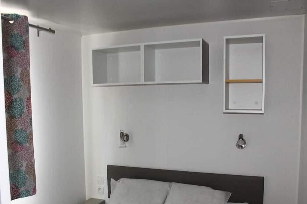 Photo of Bedroom in Joyeuse