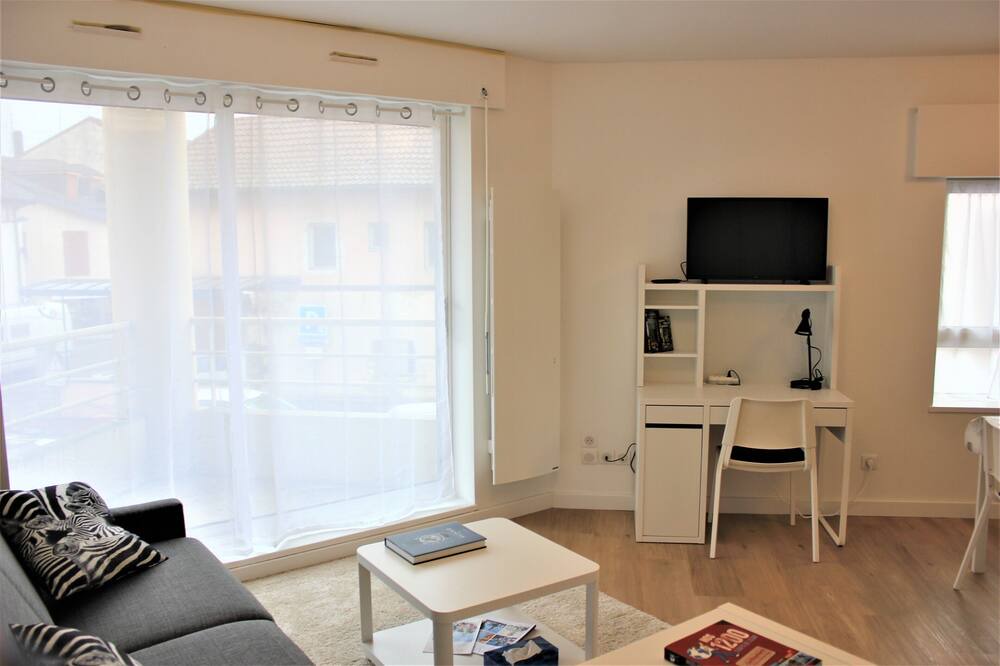 Photo of Livingroom in Cessy