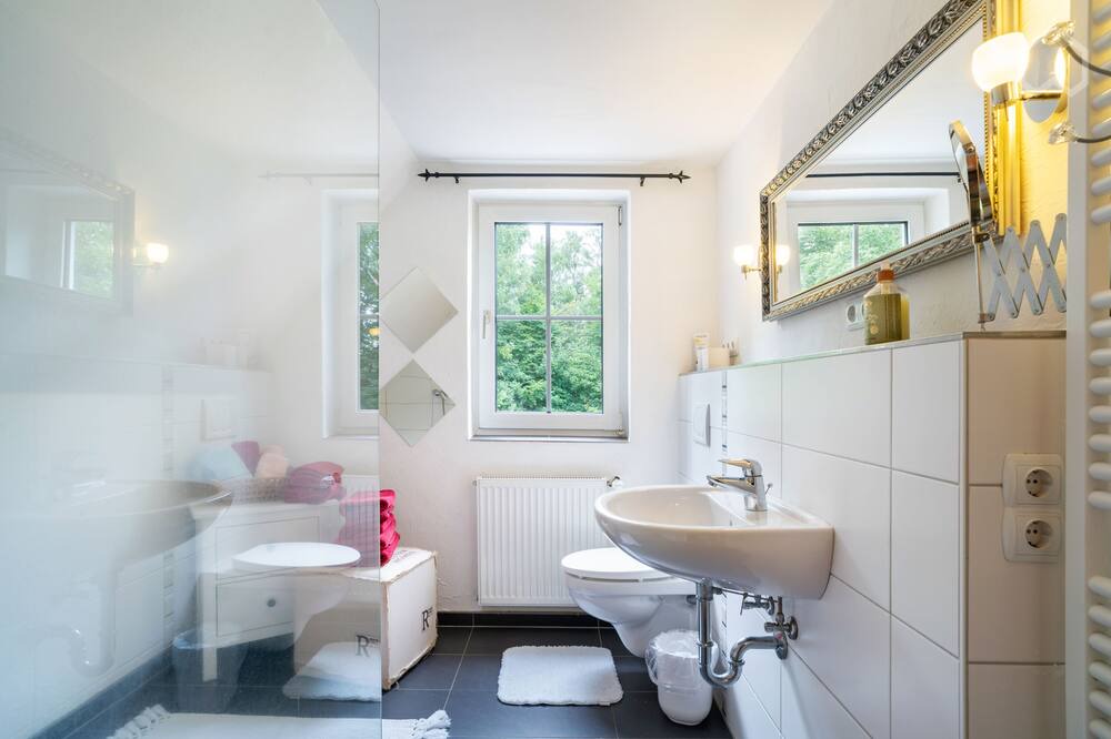 Photo of Bathroom in Mengershausen