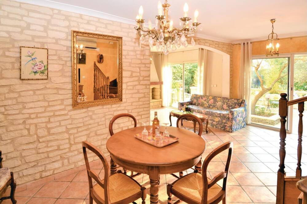 Photo of Bedroom in Les 3 Ponts