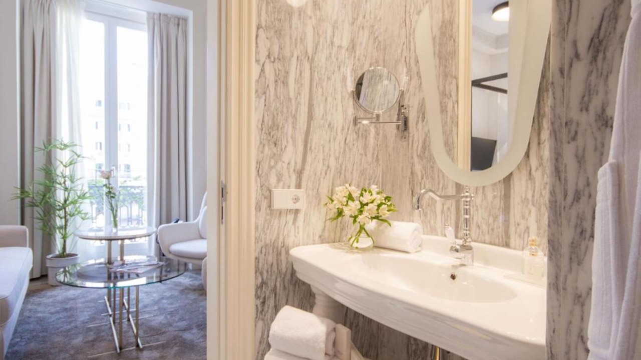 Photo of Bathroom in La Seu