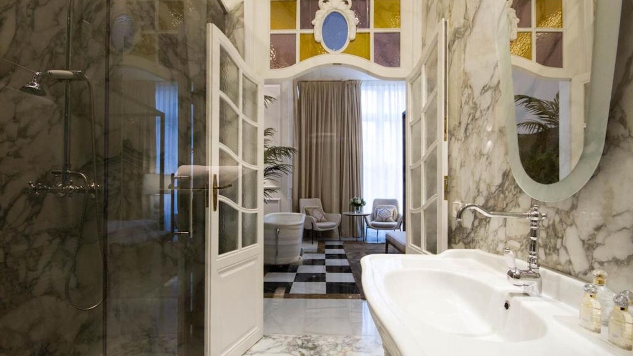 Photo of Bathroom in La Seu