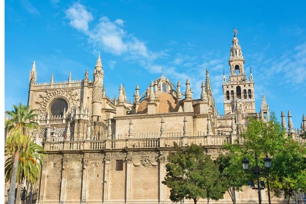 Photo of Outdoor in Sevilla Este
