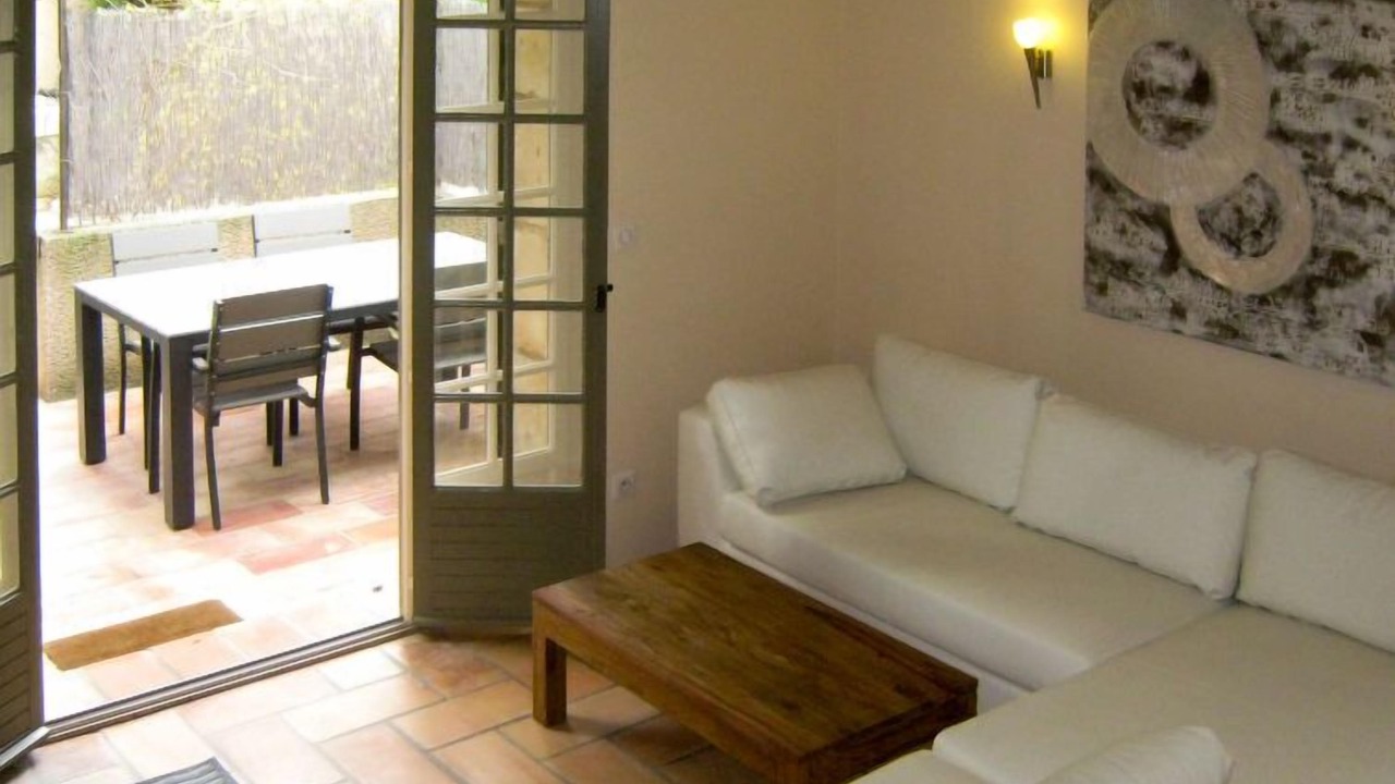 Photo of Livingroom in Paradou