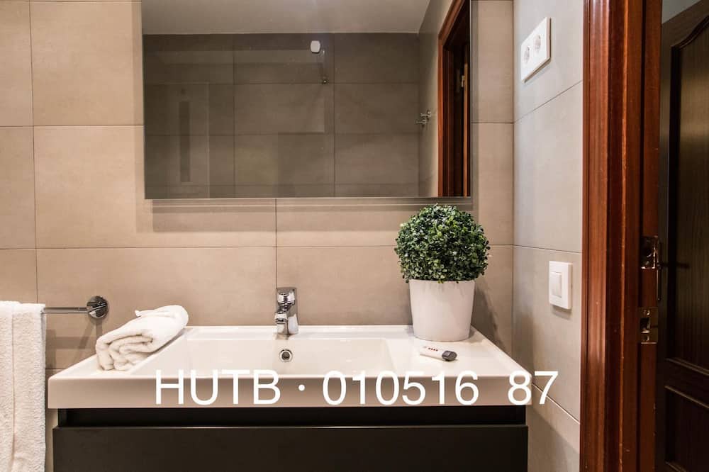 Photo of Bathroom in La Maternitat i Sant Ramon