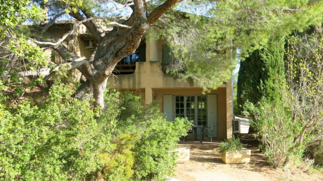 Photo of Outdoor in Paradou